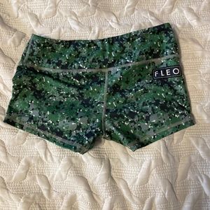 Fleo shorts